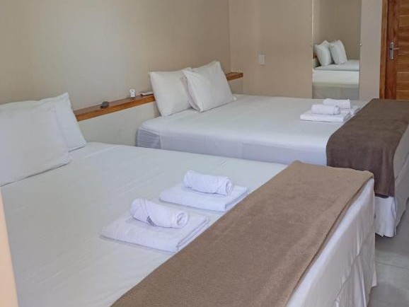 Quarto Quádruplo - Pousada Vila Dubai